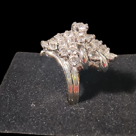 Vintage Panetta Jewelry Sterling Silver And Rhinestone 3-Dimensional Ring - Picture 8 of 11
